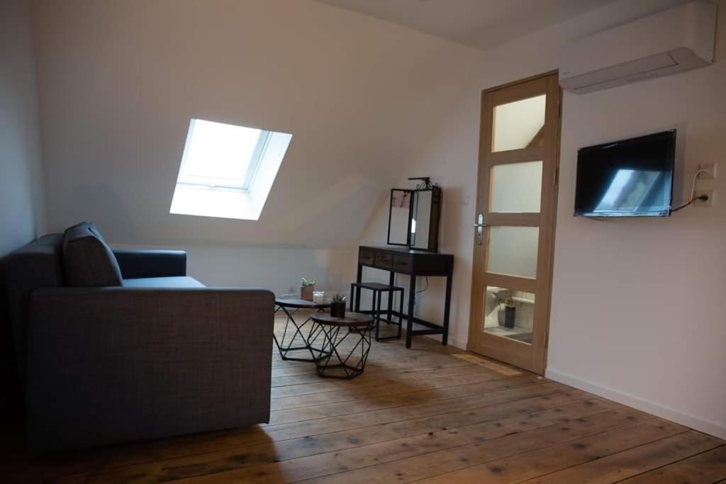 Cyris - Chambres Duplex Climatisees - Spa & Piscine Centre Ville Saint-Germain-des-Fosses Eksteriør billede