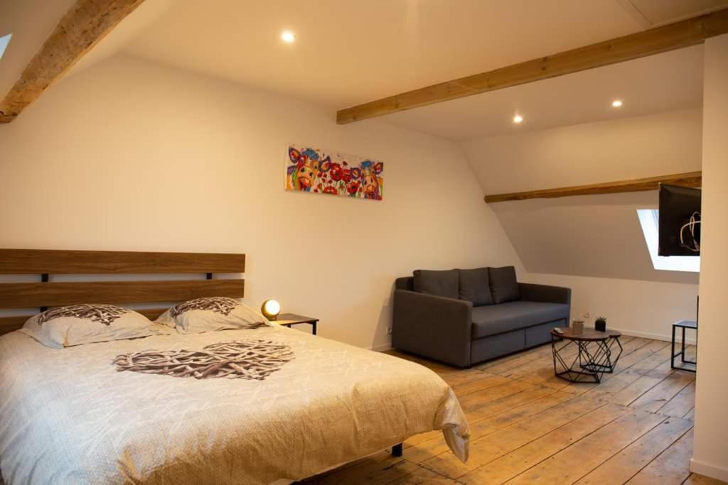Cyris - Chambres Duplex Climatisees - Spa & Piscine Centre Ville Saint-Germain-des-Fosses Eksteriør billede